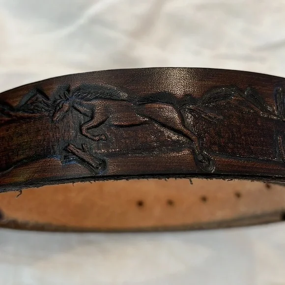 Handmade Leather Belt Horse Design - Picture 2 of 8